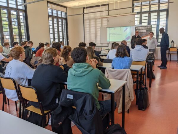 L'après-midi a commencé par une présentation des secteurs et du BUT